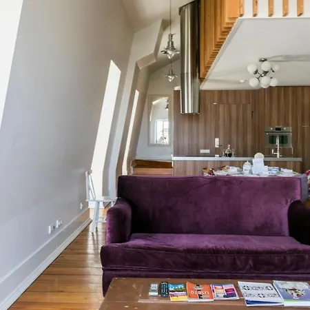 Apartment Plum Guide - Sleepover Club